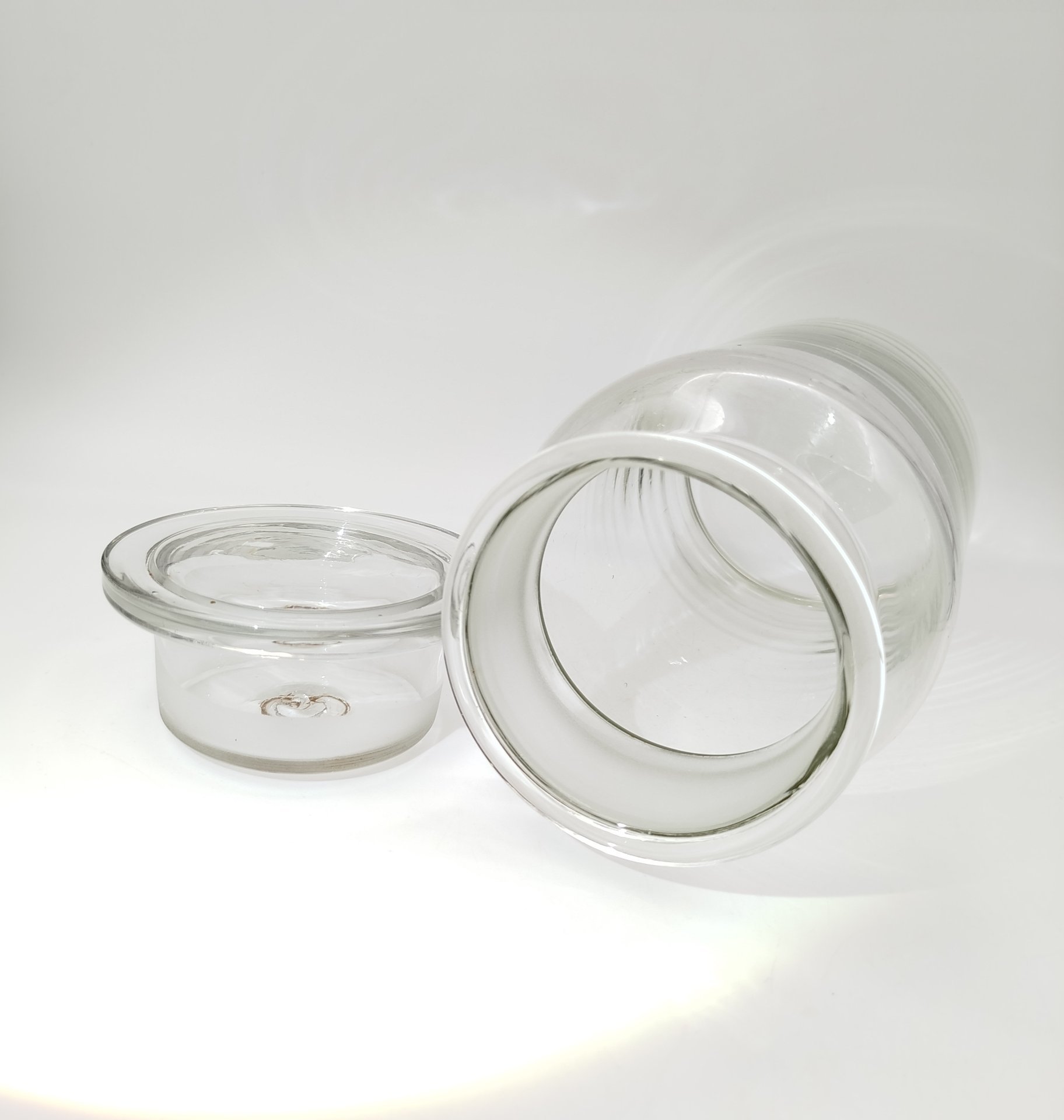 Банка с крышкой большого объема (для сыпучих продуктов)