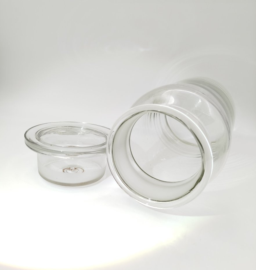 Банка с крышкой большого объема (для сыпучих продуктов)