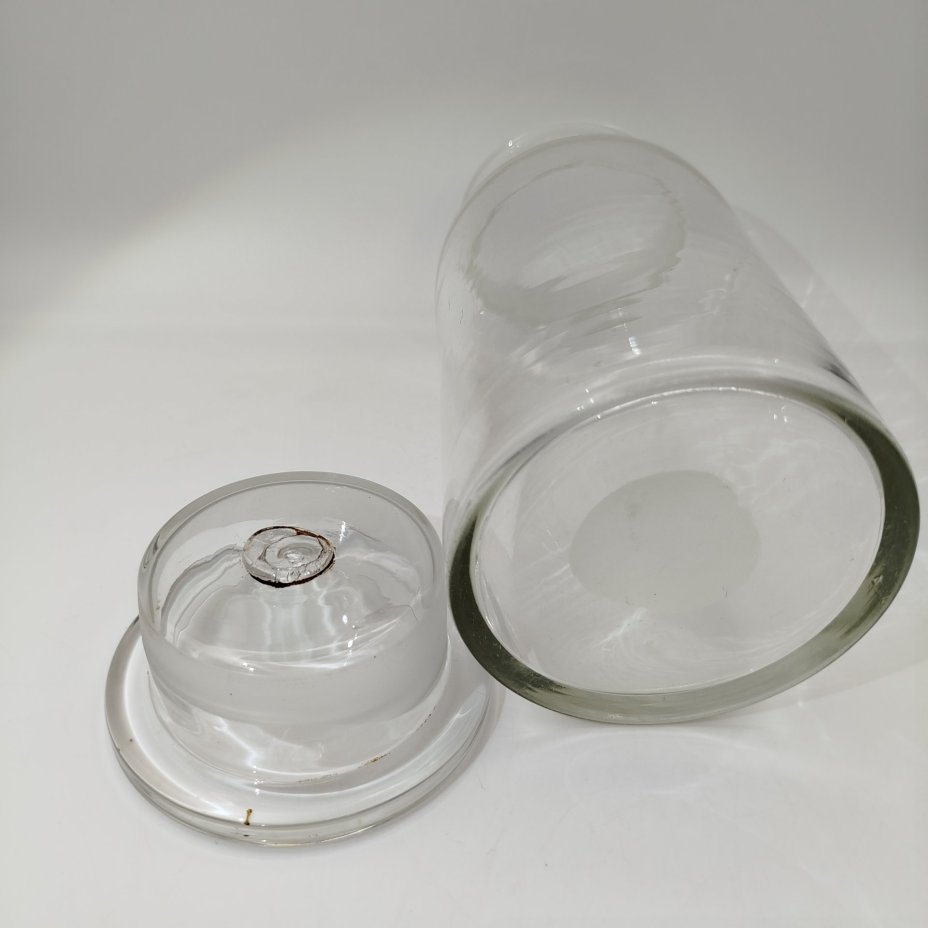 Банка с крышкой большого объема (для сыпучих продуктов)