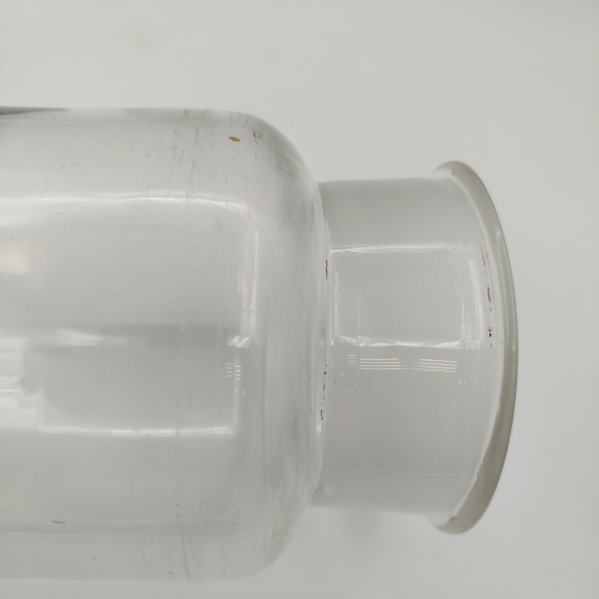 Банка с крышкой большого объема (для сыпучих продуктов)