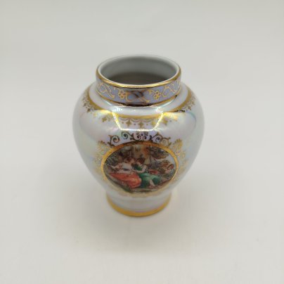 Вазочка из сервиза "Мадонна", фарфор, люстр, деколь, золочение, Martinroda Friedrich Eger & Co. (PM), Германия, 1950-1970 гг.