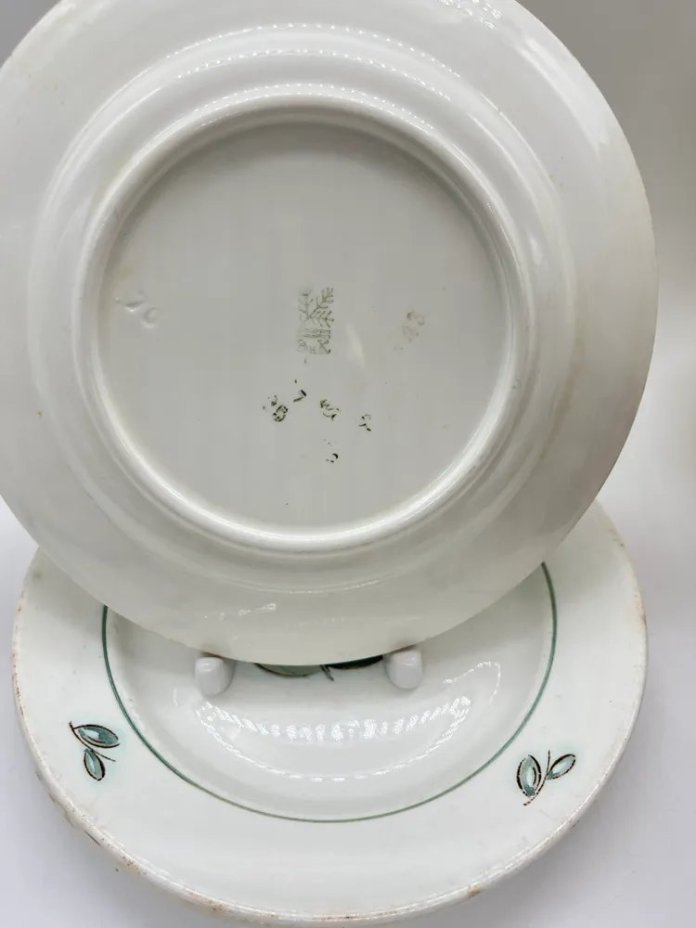 Набор из 3-х тарелок с цветочным декором, фаянс, Конаковский фаянсовый завод им. М.И. Калинина (ЗиК Конаково), СССР, 1962-1974 гг.