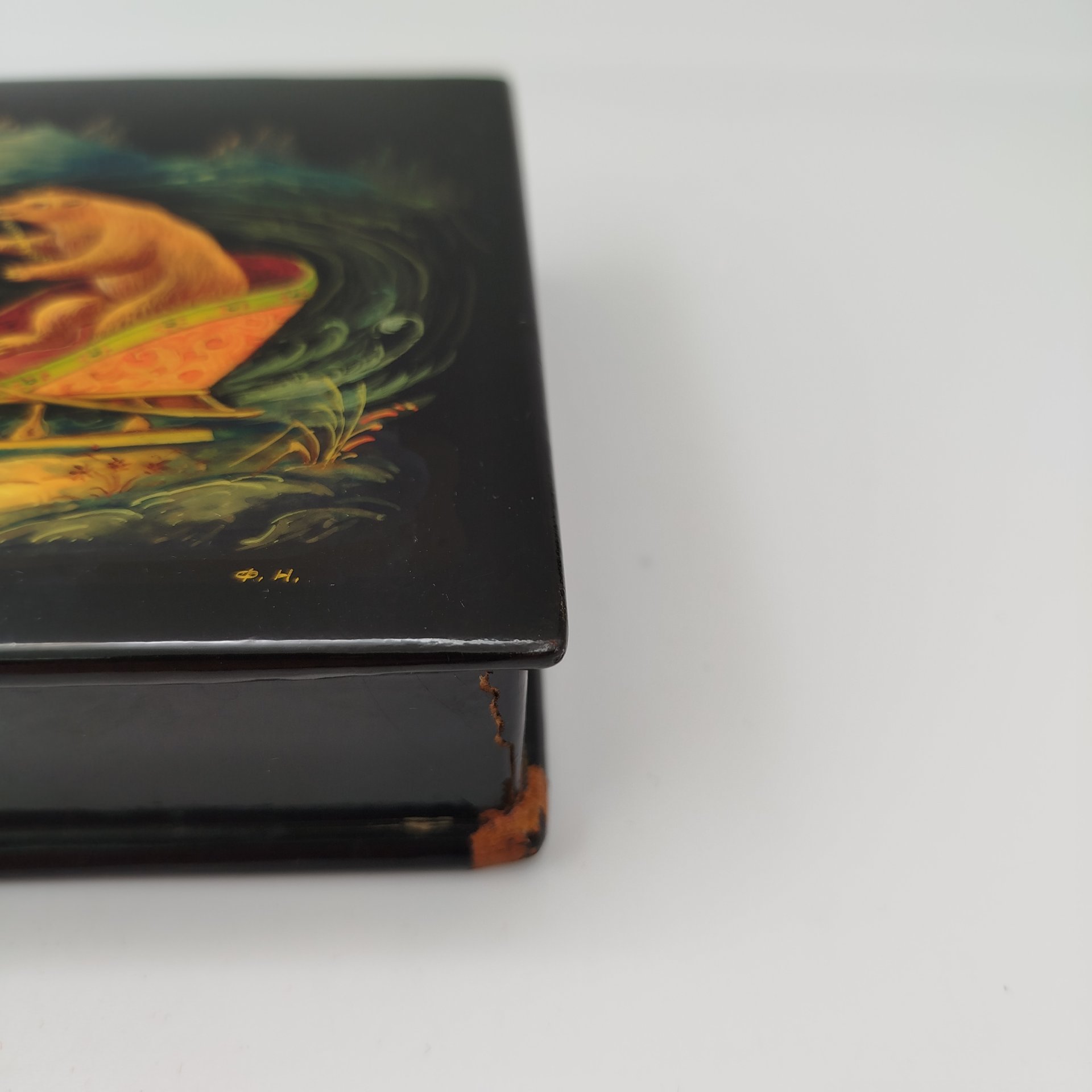 Шкатулка "Генерал Топтыгин", папье-маше, роспись, лак, Мстерская художественная фабрика  «Ювелир», СССР, 1960-1980 гг.