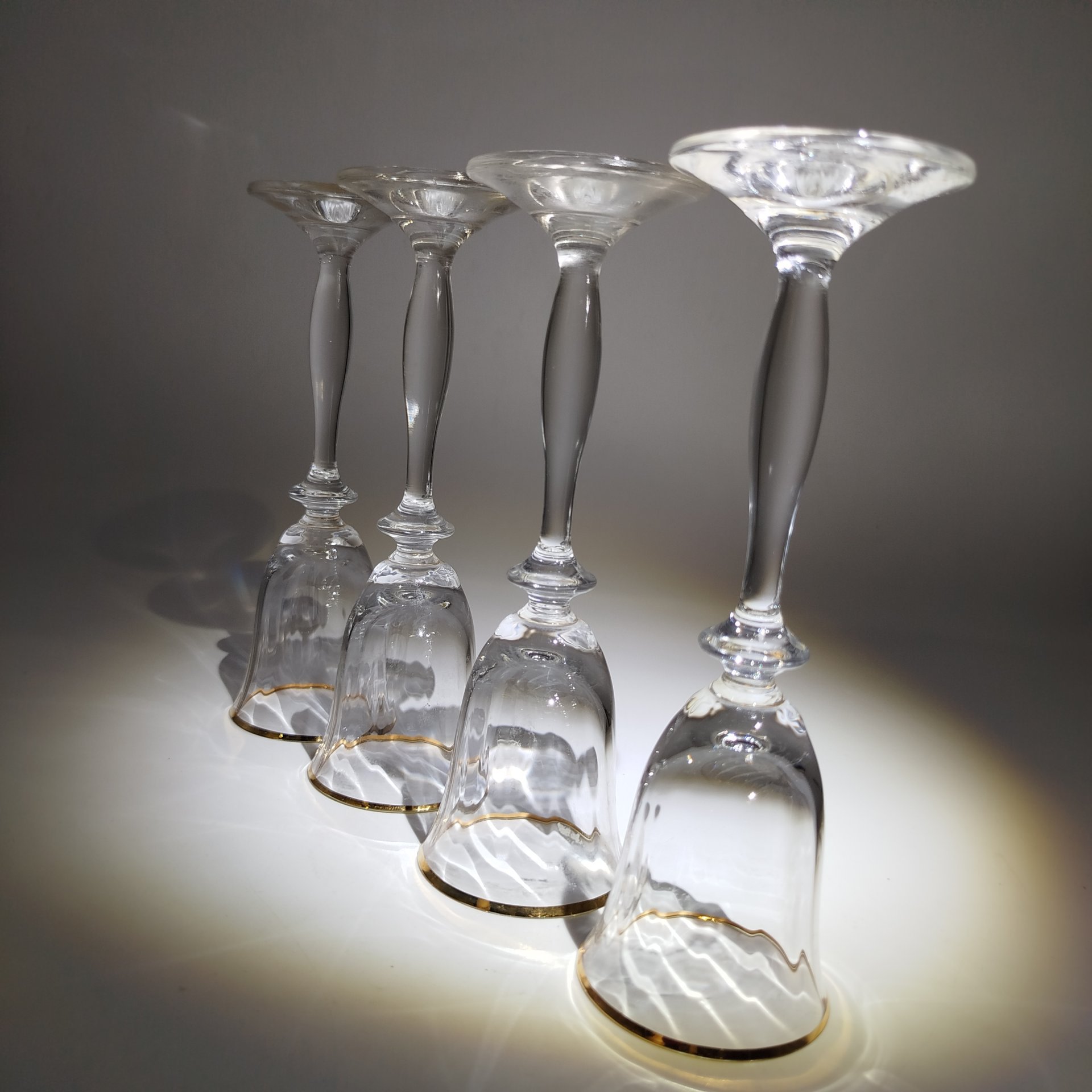 Набор рюмок на высокой ножке на 4 персоны, стекло, золочение, Bohemia Crystal (Bohemia Glass), Чехия, 1993-2010 гг.