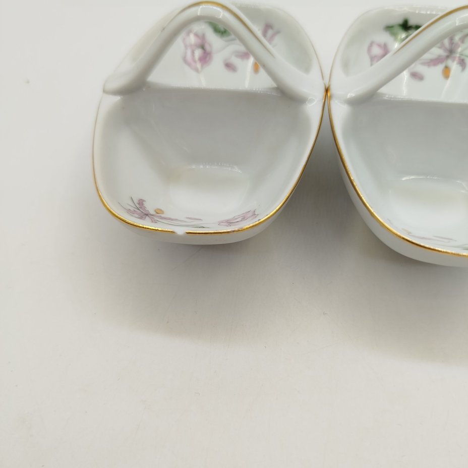 Набор из двух менажниц на две секции с растительным декором, фарфор, деколь, золочение, Concordia Lesov, Чехословакия, 1970-1991 гг.