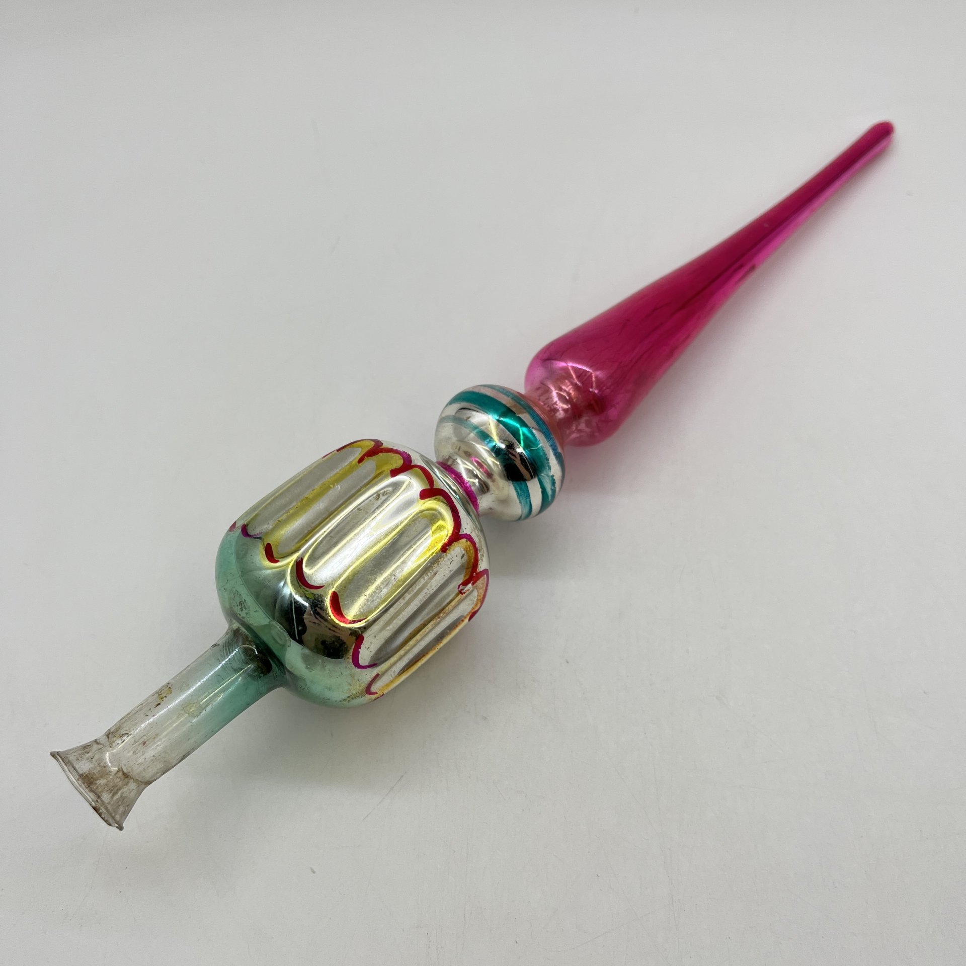 Игрушка елочная "Пика" (навершие/наконечник на елку), стекло, краска, СССР, 1960-1980 гг.