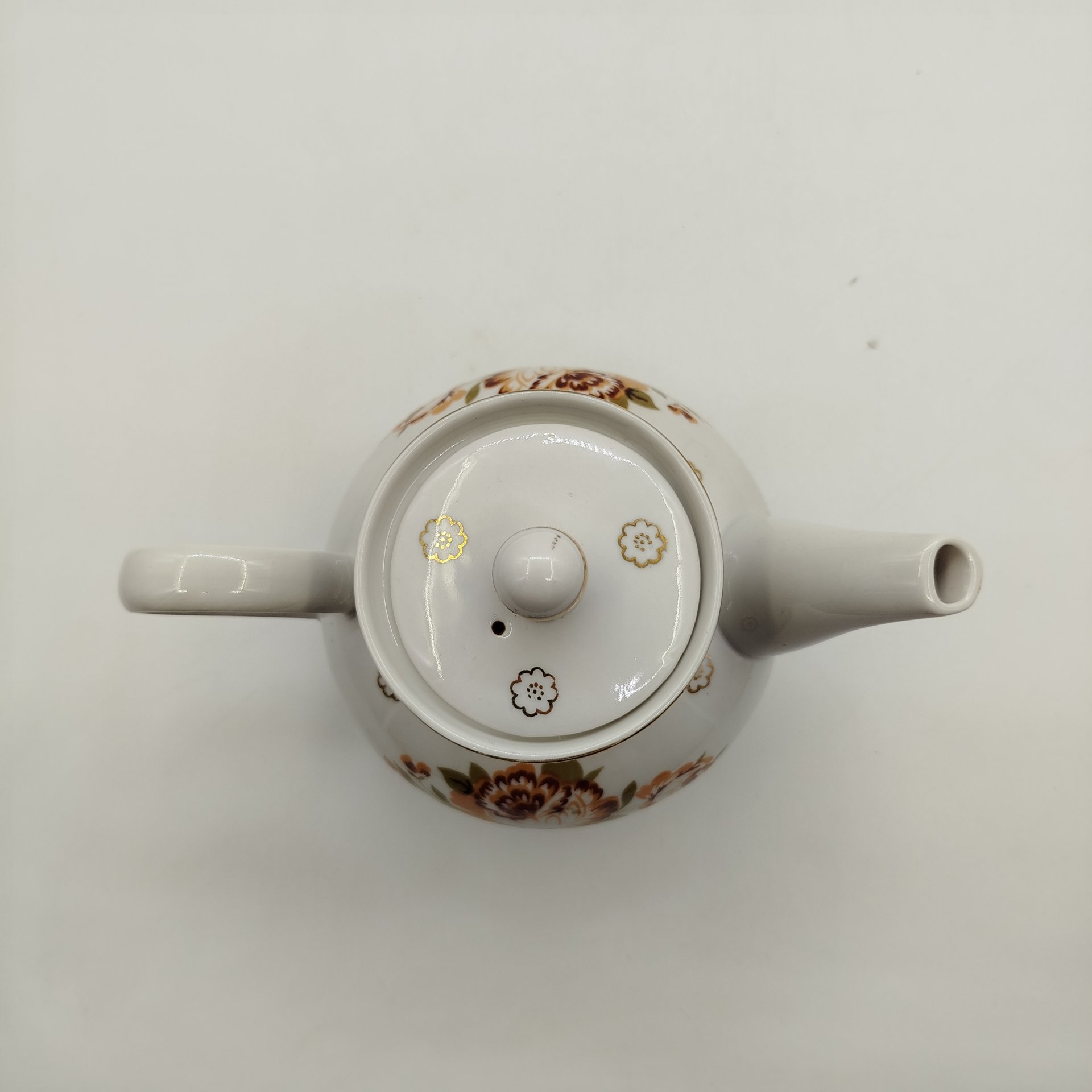 Чайник с растительным декором, фарфор, деколь, золочение, Дмитровский фарфоровый завод (ДФЗ Вербилки), СССР, 1965-1991 гг.
