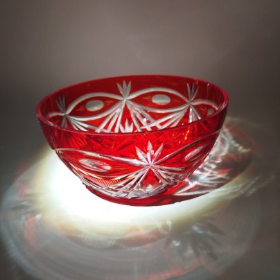 Салатник, украшенный растительным декором, стекло, алмазная грань, СССР, 1970-1990 гг.