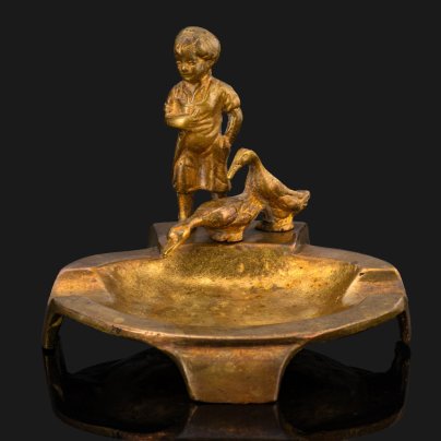 Пепельница "Мальчик с гусями", бронза, литье, Западная Европа, 1950-1970 гг.