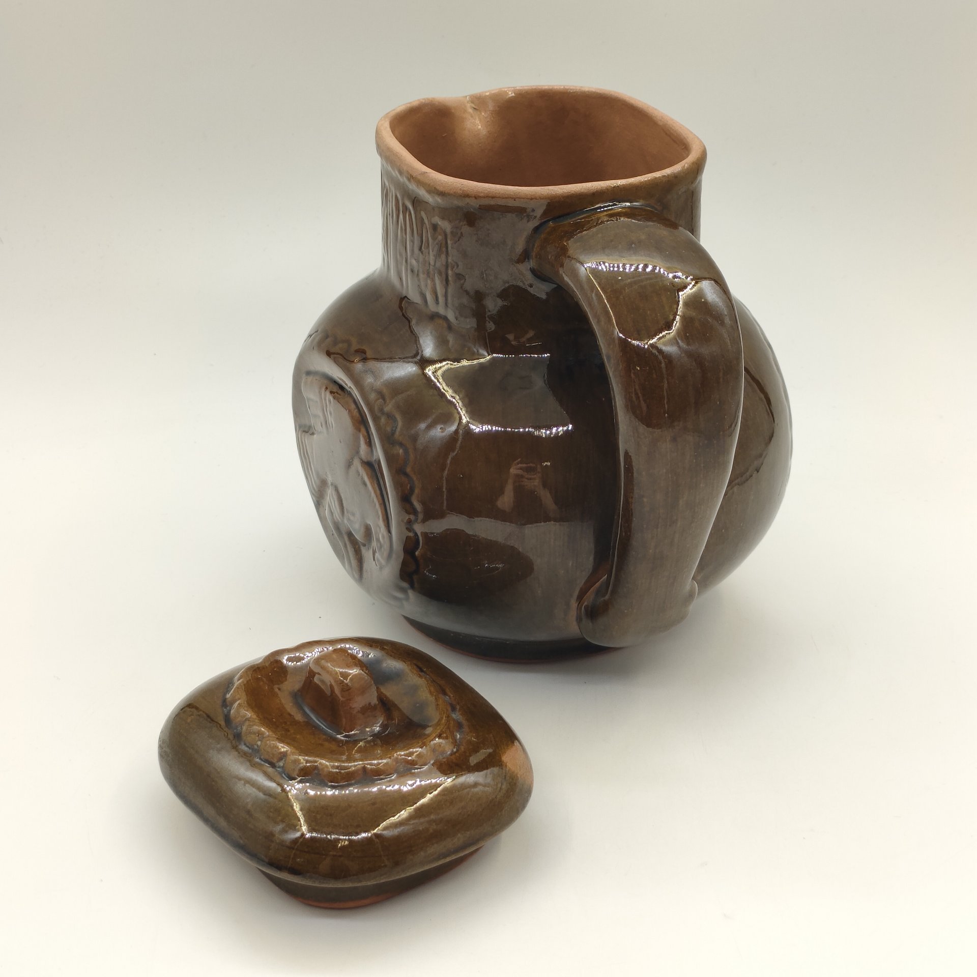 Кувшин "Белгород" с рельефным декором, керамика, глазурь, СССР, 1970-1990 гг.