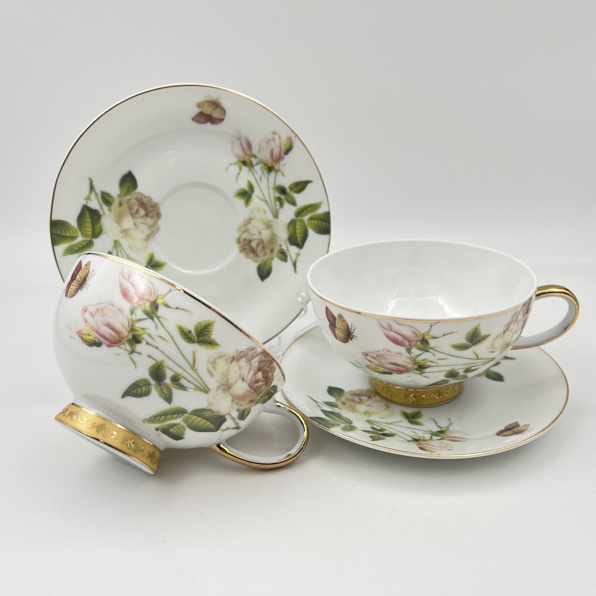 Набор чайных пар винтажный, с цветочным декором на 2 персоны (в подарочной упаковке), Veroni, фарфор, деколь, золочение, Польша, 1990-2010 гг.