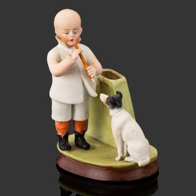 Статуэтка "Мальчик с дудочкой"