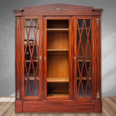 Шкаф книжный в стиле ампир, красное дерево, бронза, стекло