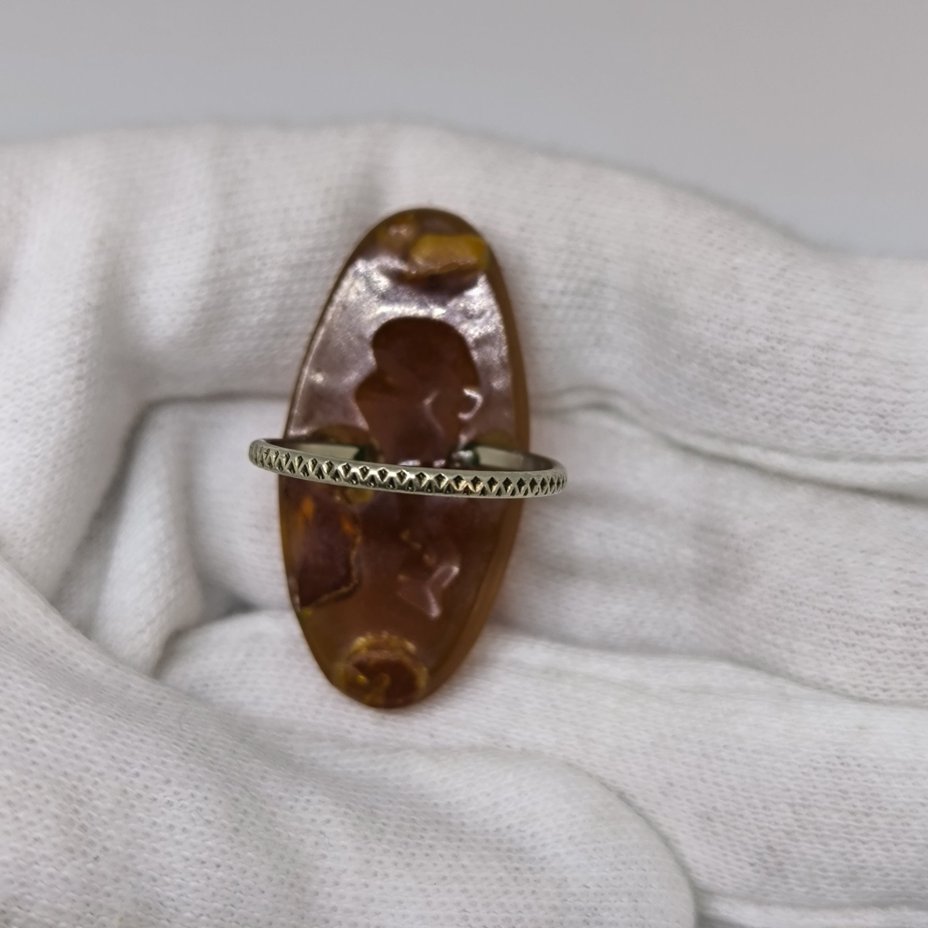 Кольцо винтажное с миндалевидной вставкой