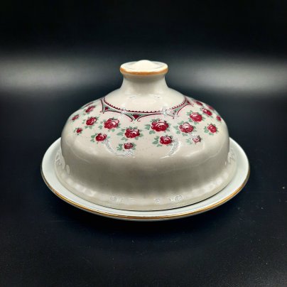Маслёнка с декором в виде роз, фарфор, деколь, золочение, Freiberger Porzellan, ГДР, 1960-1990 гг.