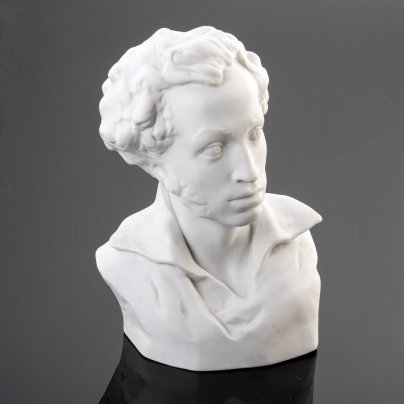 Бюст "Александр Сергеевич Пушкин", автор модели А.Д. Корсиков, бисквит, Ленинградский фарфоровый завод (ЛФЗ), СССР, 1960-1970 гг.