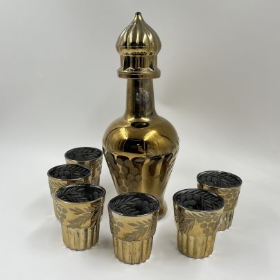Набор из графина и 6 стопок с абстрактным растительным декором, стекло, напыление, золочение, СССР, 1980-1990 гг.