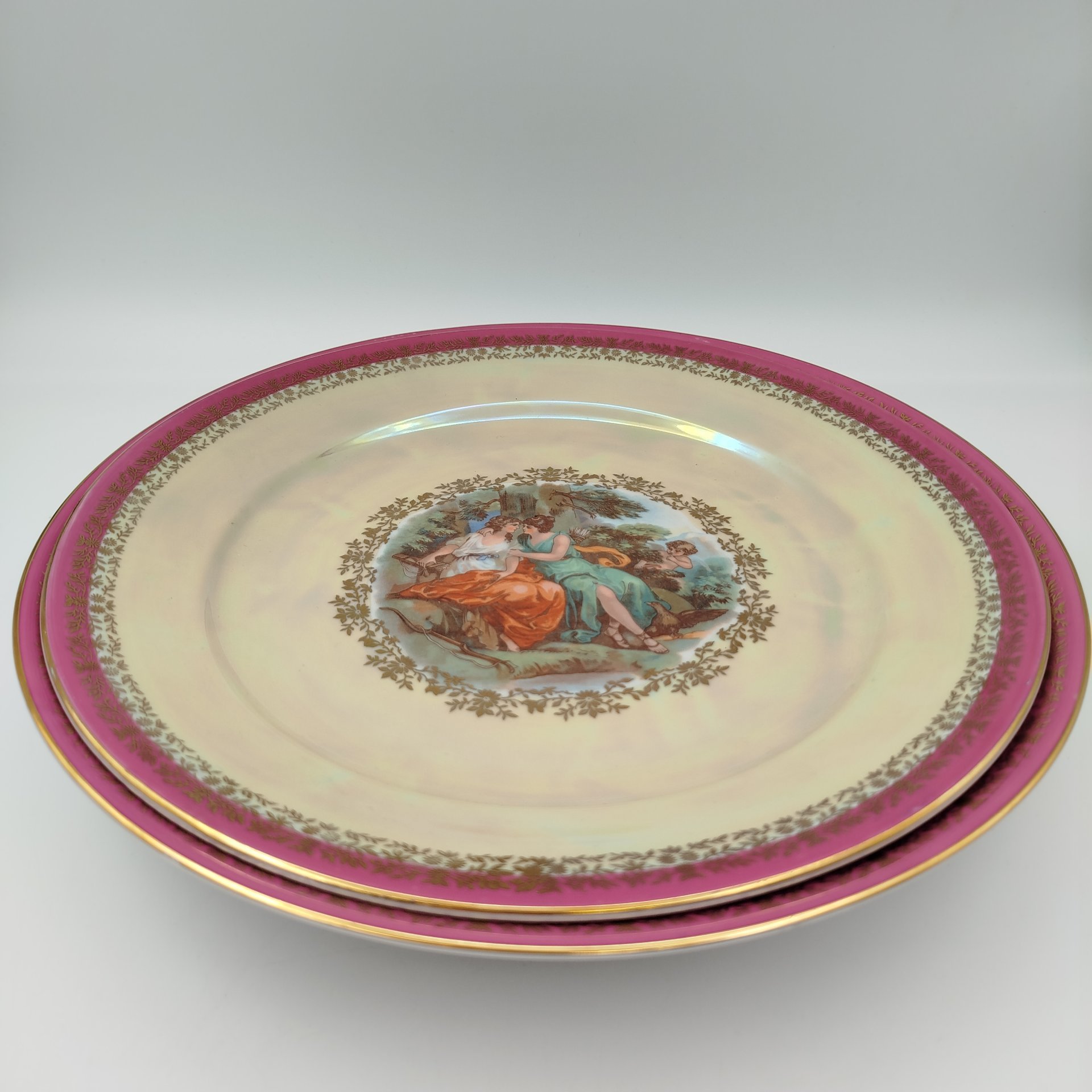 Сервировочные блюда круглой формы из сервиза "Мадонна" (2 шт.), фарфор, деколь, люстр, золочение, Fortuna Eisenberg, ГДР, 1960-1973 гг.