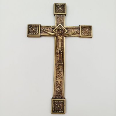 Крест (настенный) "Распятие Христово", металл, литье, Западная Европа, 1980-2010 гг.