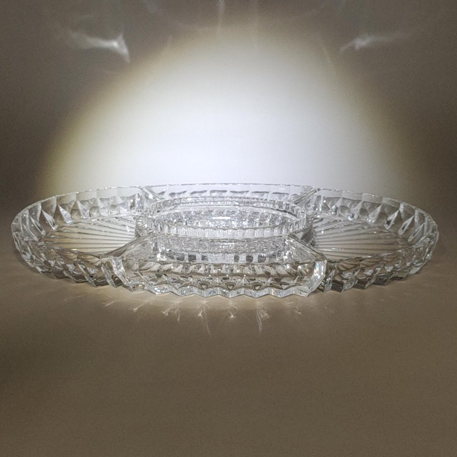 Менажница пятисекционная с рифленой поверхностью