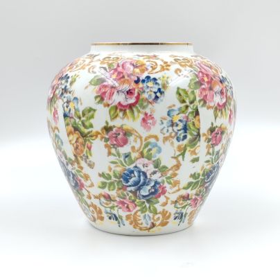 Ваза с цветочным декором, фарфор, деколь, золочение, Hitkari Potteries, Индия, 1980-2000 гг.