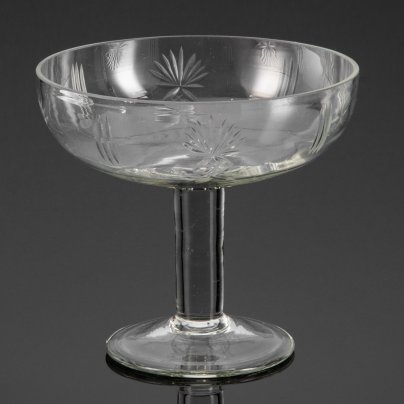 Вазочка (конфетница) с декором "кустами", стекло, выдувание в форму, алмазная грань, Российская империя, 1900-1930 гг.