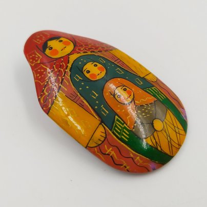 Брошь "Матрешки", камень, роспись, металл, СССР, 1970-1990 гг.