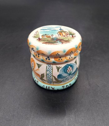 Солонка миниатюрная, украшенная изображением храма, керамика, майолика, роспись