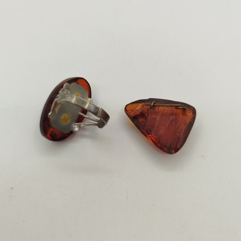 Набор из кольца и броши