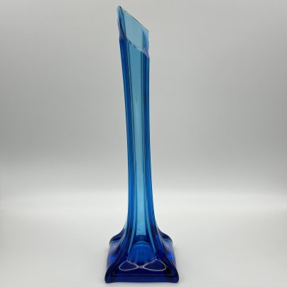 Ваза формы "Берц" купоросного цвета, стекло, выдувание, СССР, 1950-1970 гг.