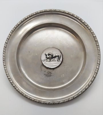 Тарелка памятная "VII. Int. Ringer-Turnier Aschaffenburg" (7-й Международный турнир по борьбе, г. Ашаффенбург), металл, Bodo Jagdberg