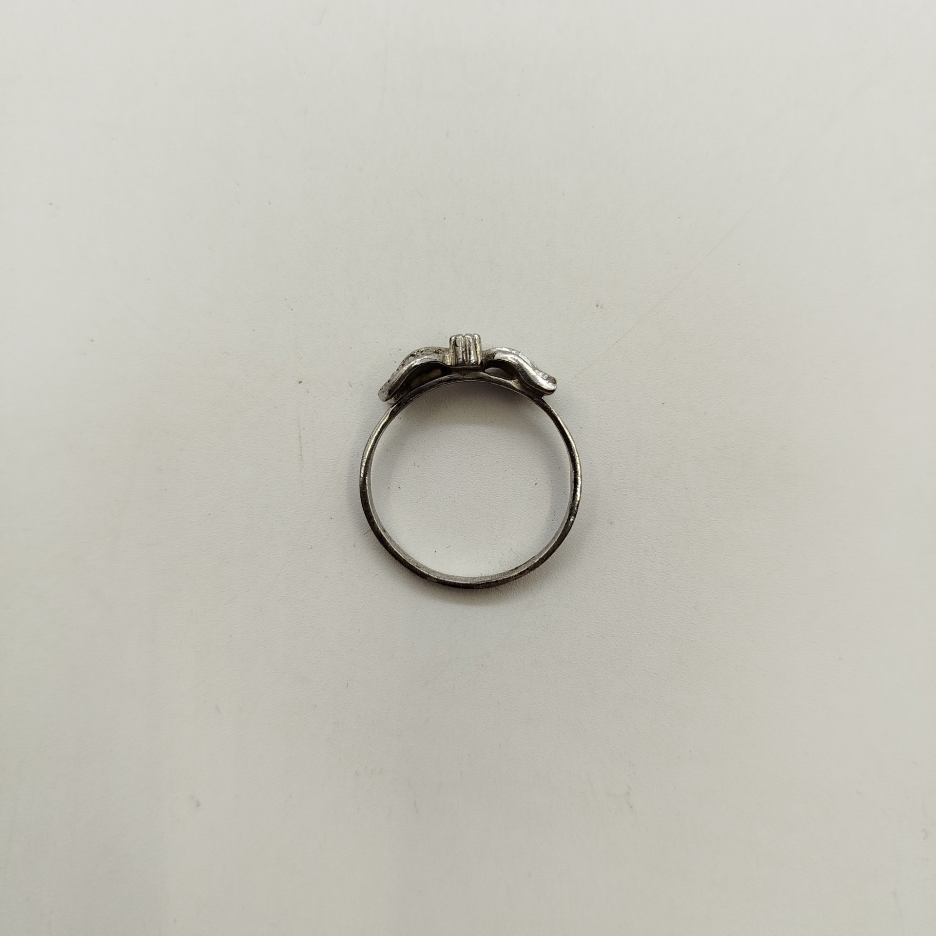 Кольцо с растительным декором