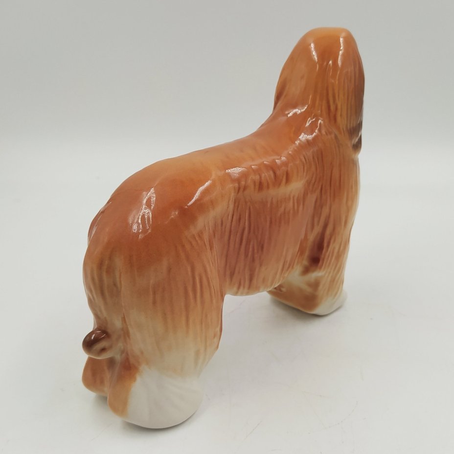 Статуэтка "Афганская борзая", скульптор П.П. Веселов, фарфор, аэрография, Ленинградский фарфоровый завод (ЛФЗ), Россия, 1989-2001 гг.