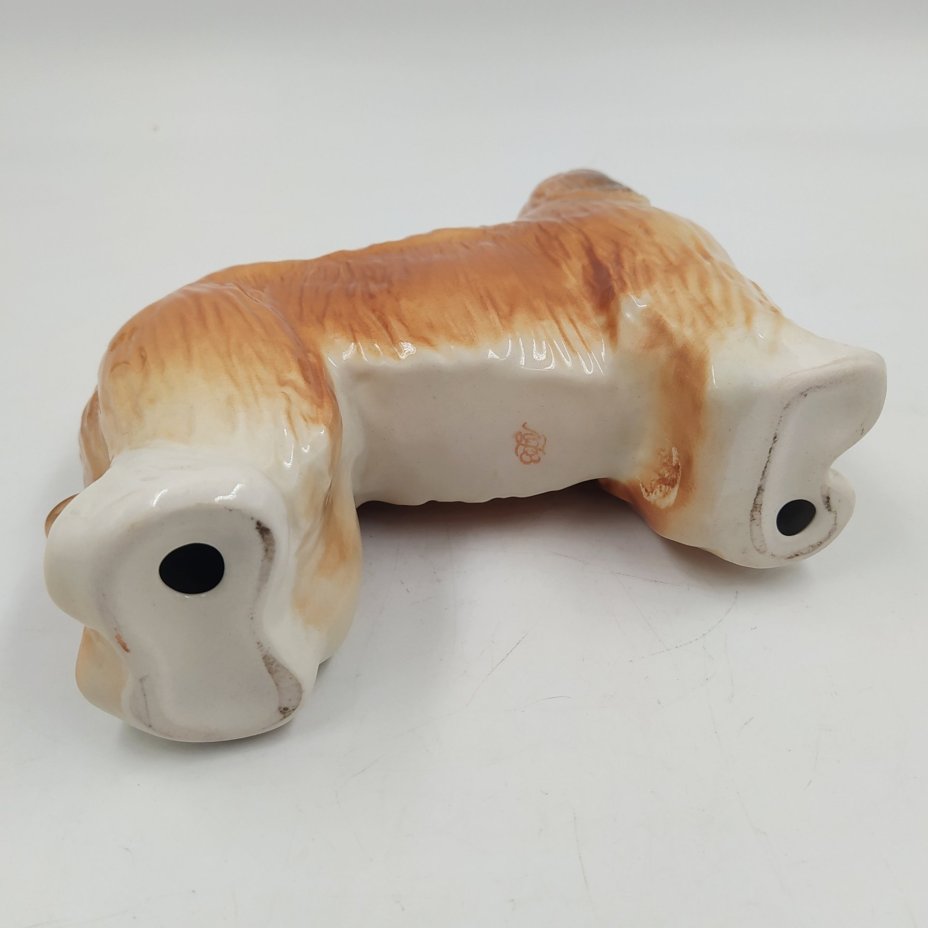 Статуэтка "Афганская борзая", скульптор П.П. Веселов, фарфор, аэрография, Ленинградский фарфоровый завод (ЛФЗ), Россия, 1989-2001 гг.