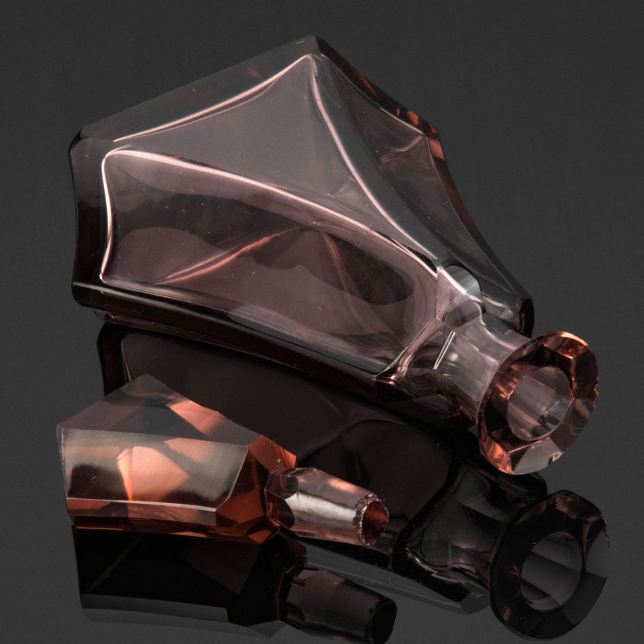 Набор для крепких напитков в стиле Ар-Деко на 6 персон, цветное стекло, Чехословакия, 1950-1960 гг.