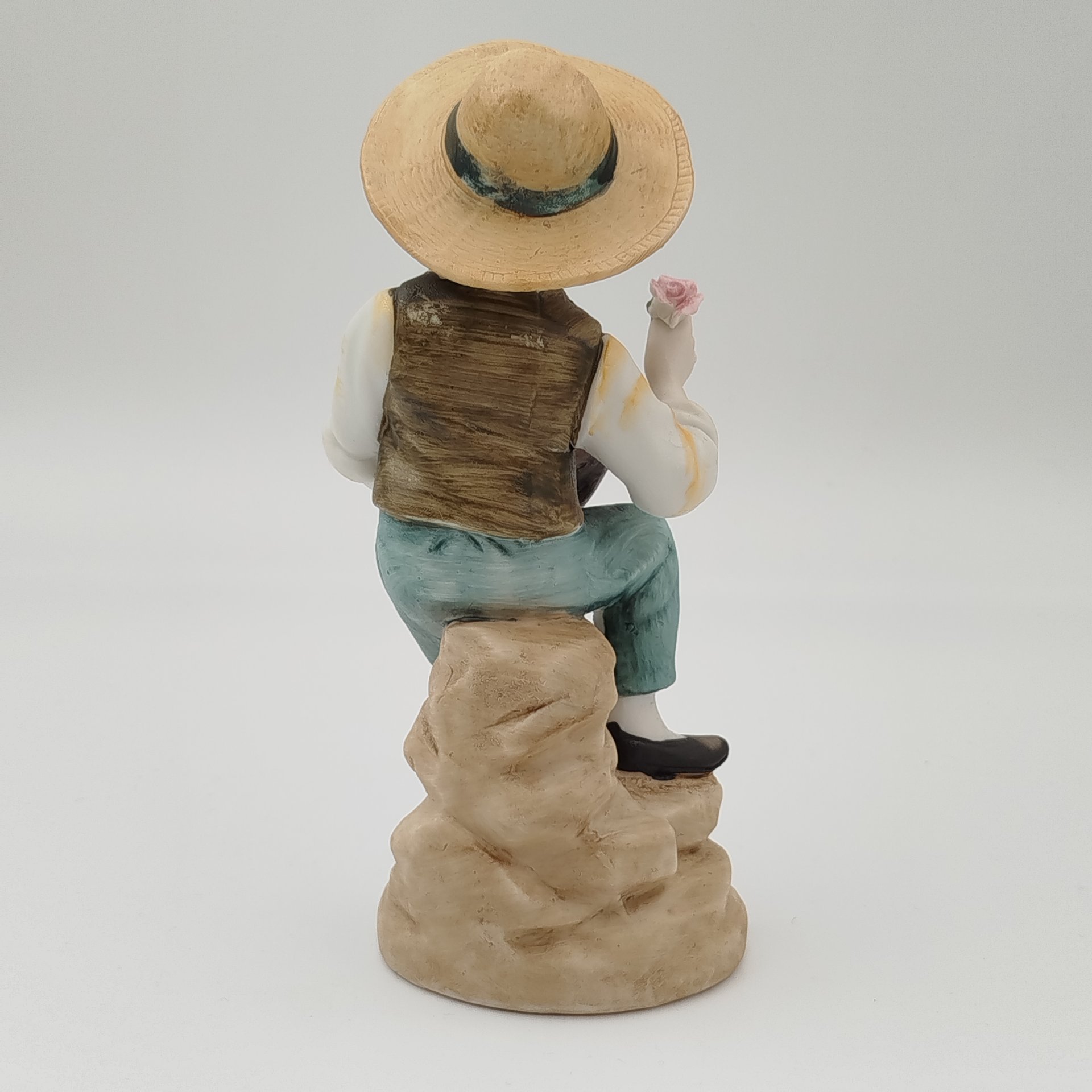 Статуэтка "Мальчик-садовник", фарфор, роспись, Европа, 1980-2000 гг.