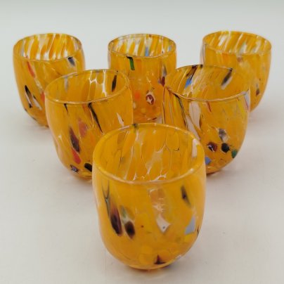 Набор стопок ярко-желтого цвета на 6 персон, Murart, стекло, техника Spatter glass (вплавление цветной крошки), Италия, 2000-2015 гг.