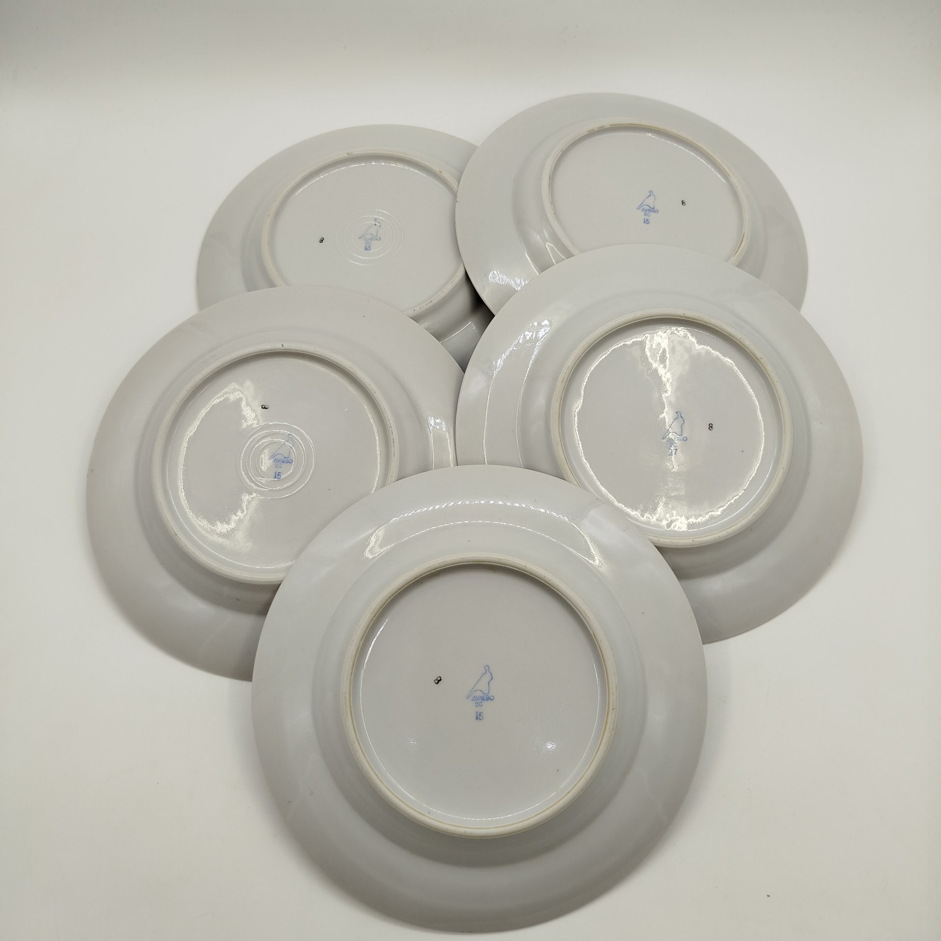 Набор из пяти десертных тарелок с цветочным декором, фарфор, деколь, золочение, Дулевский фарфоровый завод (Дулёво), СССР, 1968-1991 гг.