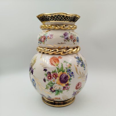 Ваза, украшенная цветочным декором, H. Bequet Quaregnon, керамика, деколь, золочение, Бельгия, 1940-1960 гг.