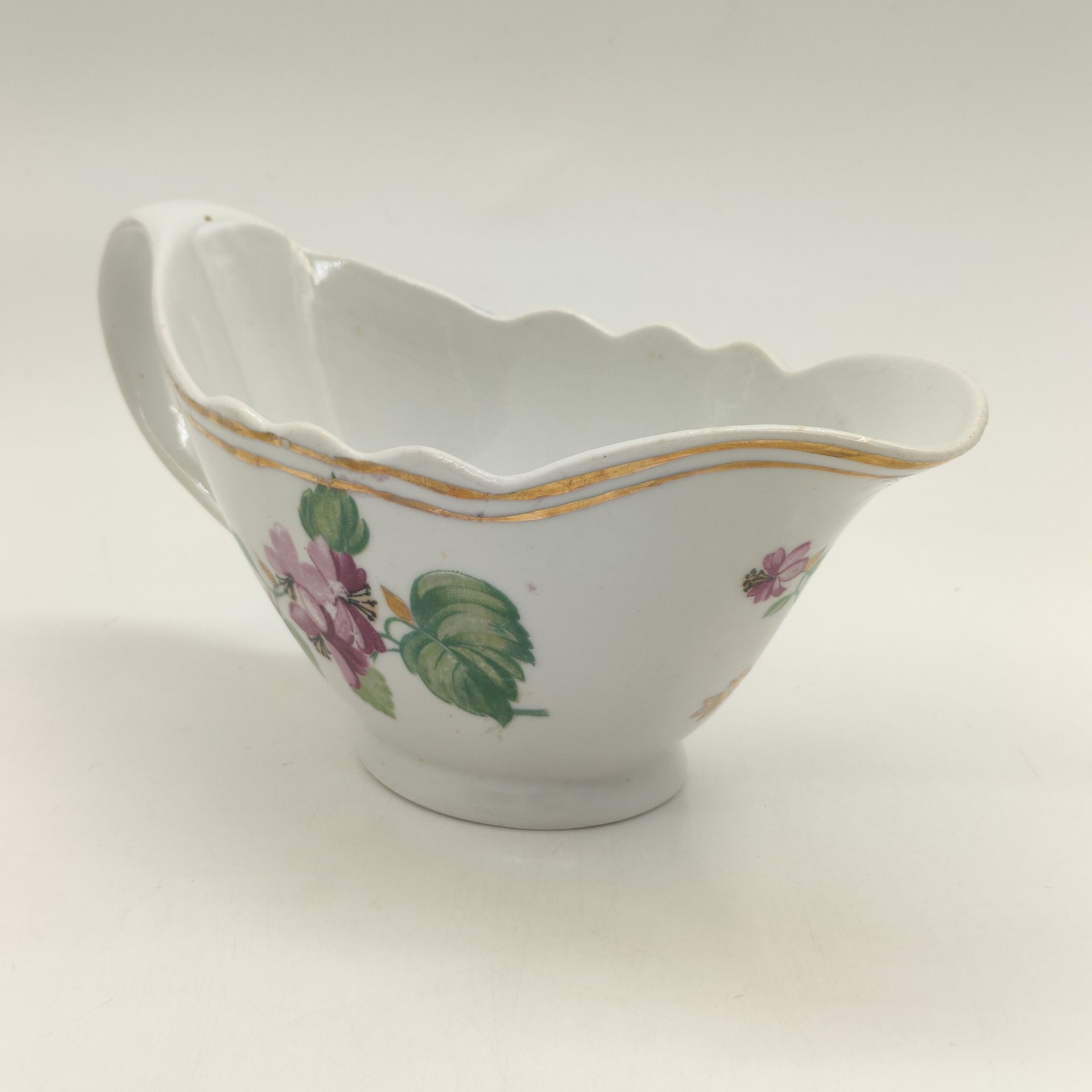 Соусник с цветочным декором, фарфор, деколь, золочение, Дулевский фарфоровый завод (Дулёво), СССР, 1958 г.