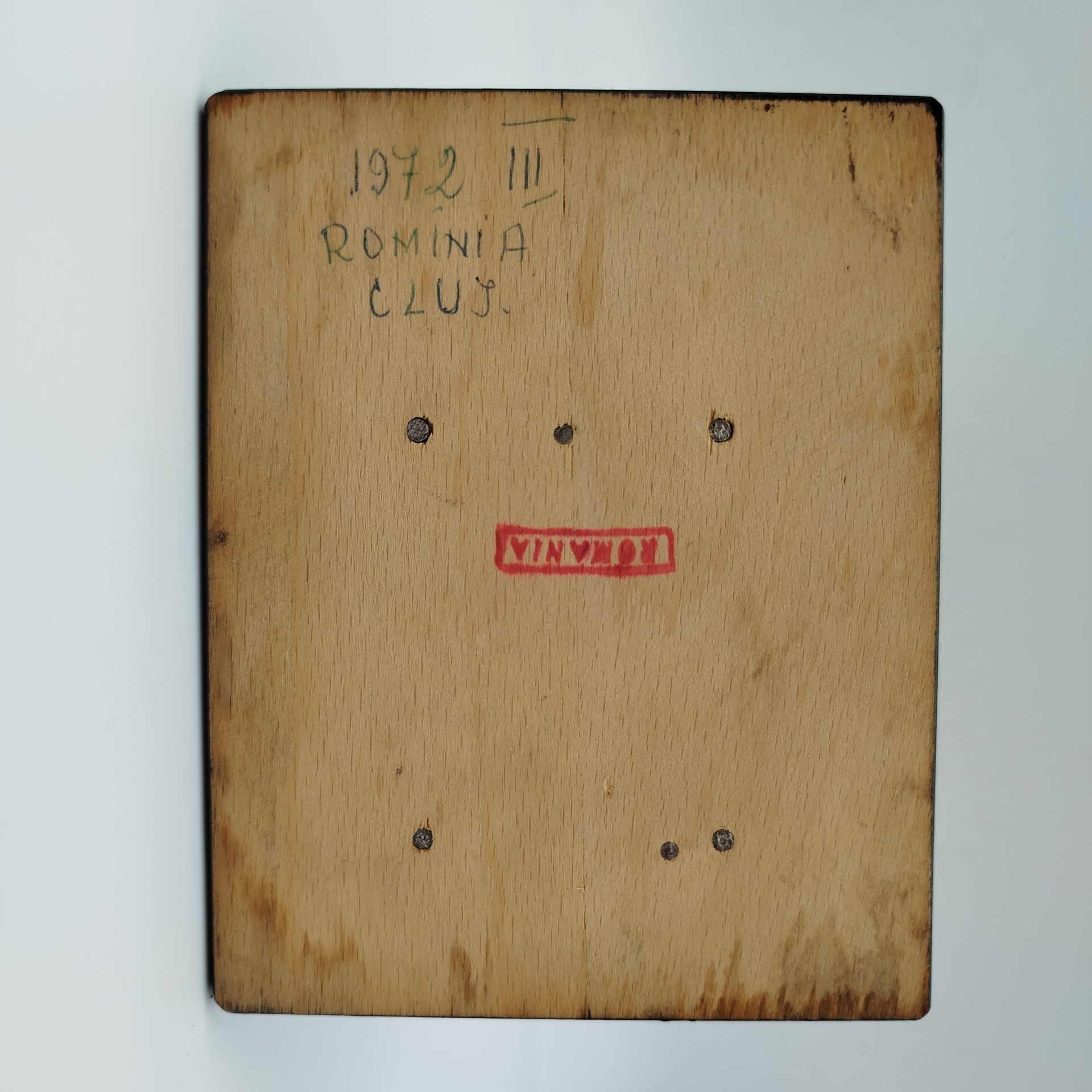 Настольная сигаретница с пепельницей и спичечницей с резным узором