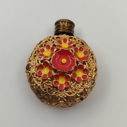 Флакон парфюмерный в ажурной оплётке с цветочным декором, стекло, латунь, эмали, Jablonex (Яблонекс), Чехословакия, 1950-1980 гг.