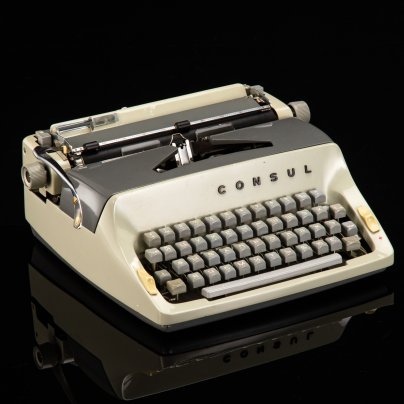Машинка печатная "Consul Model 221" в оригинальном кофре, металл, полимерный материал, искусственная кожа, Чехословакия, 1950-1970 гг.
