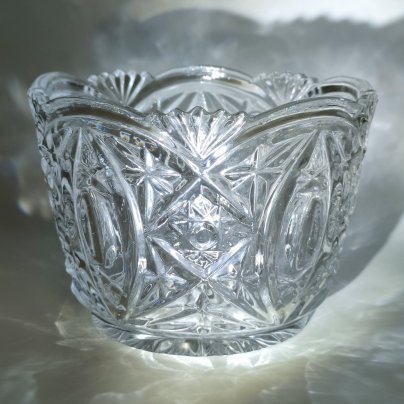 Ваза (конфетница) с резным декором, хрусталь, алмазная грань, СССР, 1970-1990 гг.