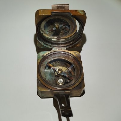 Компас геологический "Marine Arts", латунь, железо, медь, стекло, Индия, 1970-2000 гг.
