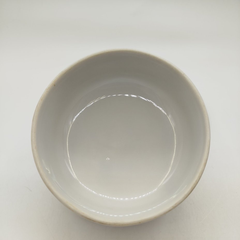 Масленка с цветочным декором, фарфор, деколь, золочение, Фарфоровый завод «Пролетарий» (Бронница, Мста), СССР, 1958-1967 гг.