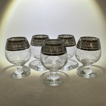 Набор из 5 коньячных бокалов, украшенных меандром, стекло, матирование, серебрение, Россия, 2000-2010 гг.