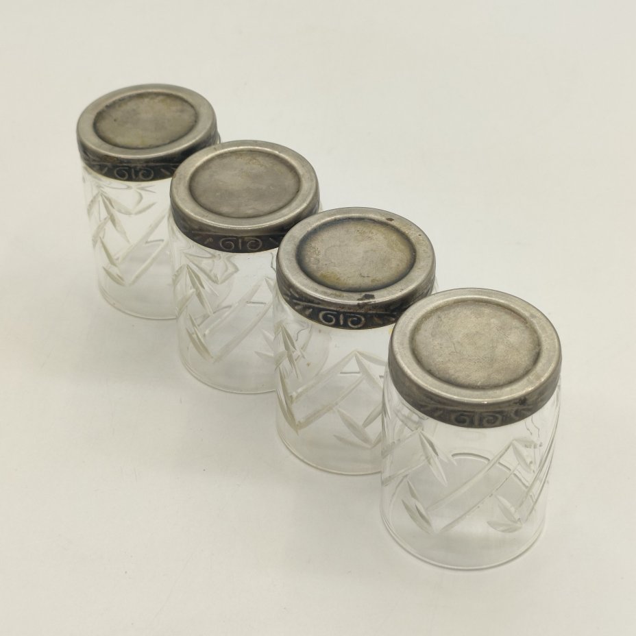 Набор стопок "Весенний" на 4 персоны, стекло, металл, Ленинградское объединение электронного приборостроения «Светлана», СССР, 1970-1990 гг.