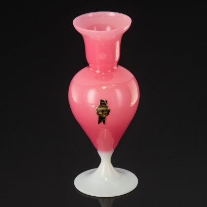Изящная ваза розового цвета на витой ножке, Empoli, стекло, opaline, Италия, 1950-1970 гг.