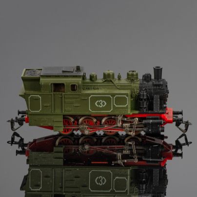 Модель паровоза "BR-92" зелёного цвета, металл, пластмасса, Германия, 1970-1990 гг.